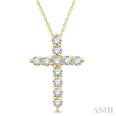 1/2 Ctw Round Cut Diamond Cross Pendant With Chain in 14K Yellow Gold