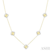 1/2 Ctw Fluted Clover Round Cut Diamond Station Necklace in 14K Yellow and White Gold
