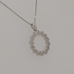 14kw-gold circle pendant with diamonds 0.23cttw