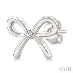 1/50 Ctw Bow Round Cut Diamond Fashion Earrings in Sterling Silver