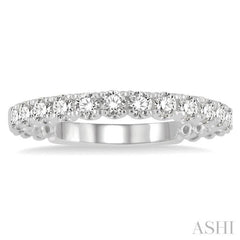 1/2 ctw Lattice Round Cut Diamond Wedding Band in Platinum