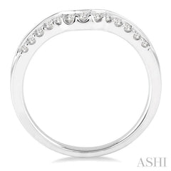1/4 Ctw Round Cut Diamond Wedding Band in 14K White Gold