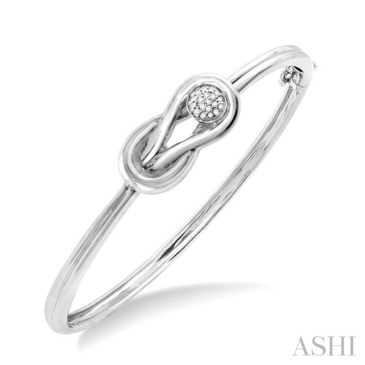 1/20 Ctw Round Cut Diamond Fashion Bangle in Sterling Silver