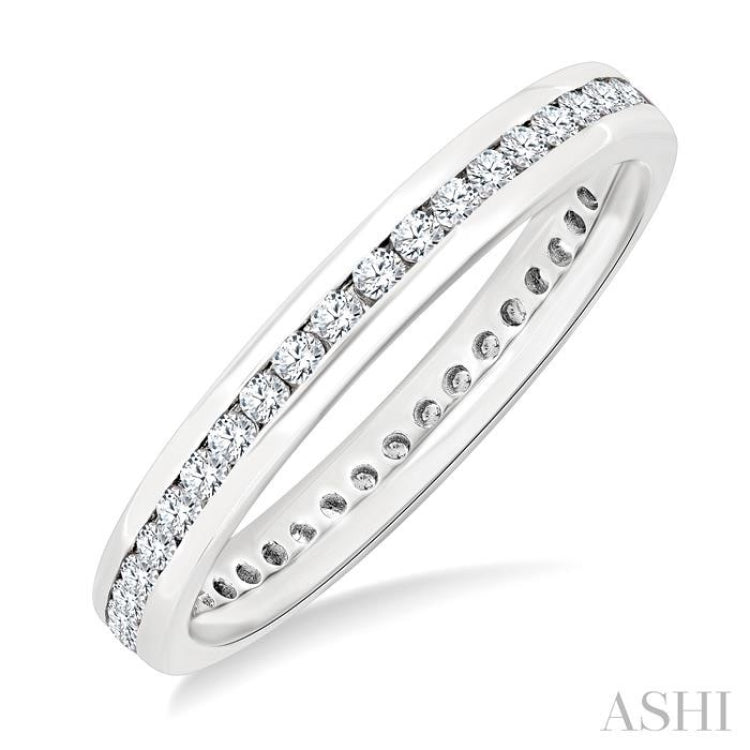 1/2 ctw Channel Round Cut Diamond Eternity Wedding Band in 14K White Gold