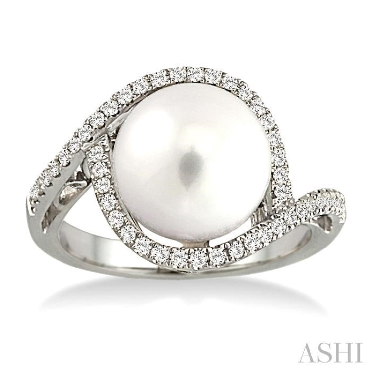 11 MM Cultured Pearl and 1/3 ctw Round Cut Diamond Ring in 14K White Gold