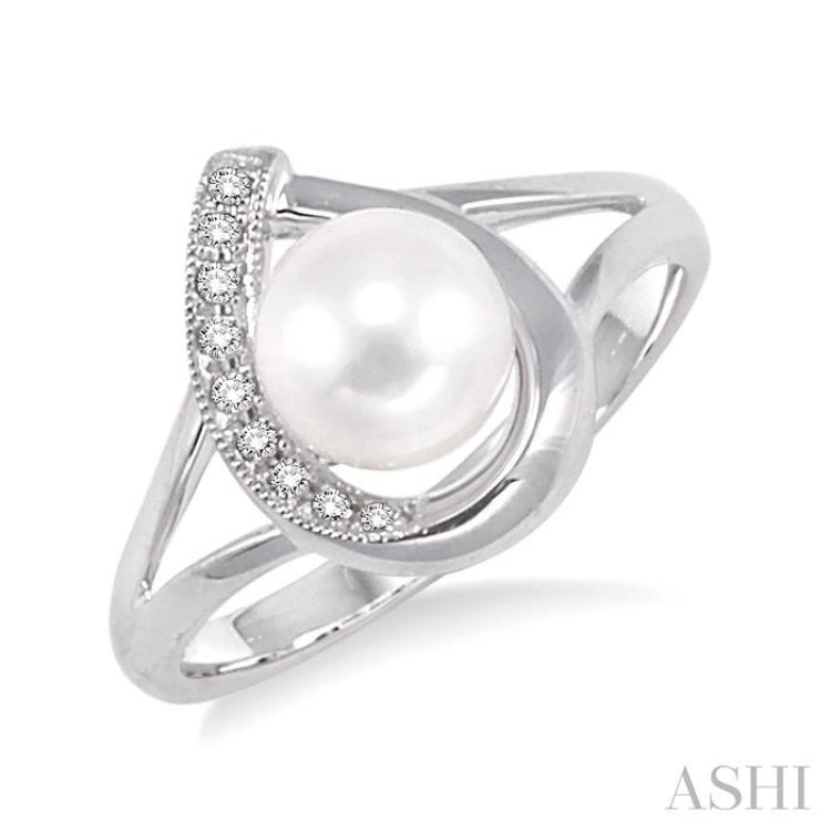 6.5 MM Cultured Pearl and 1/20 ctw Single Cut Diamond Ring in Sterling Silver