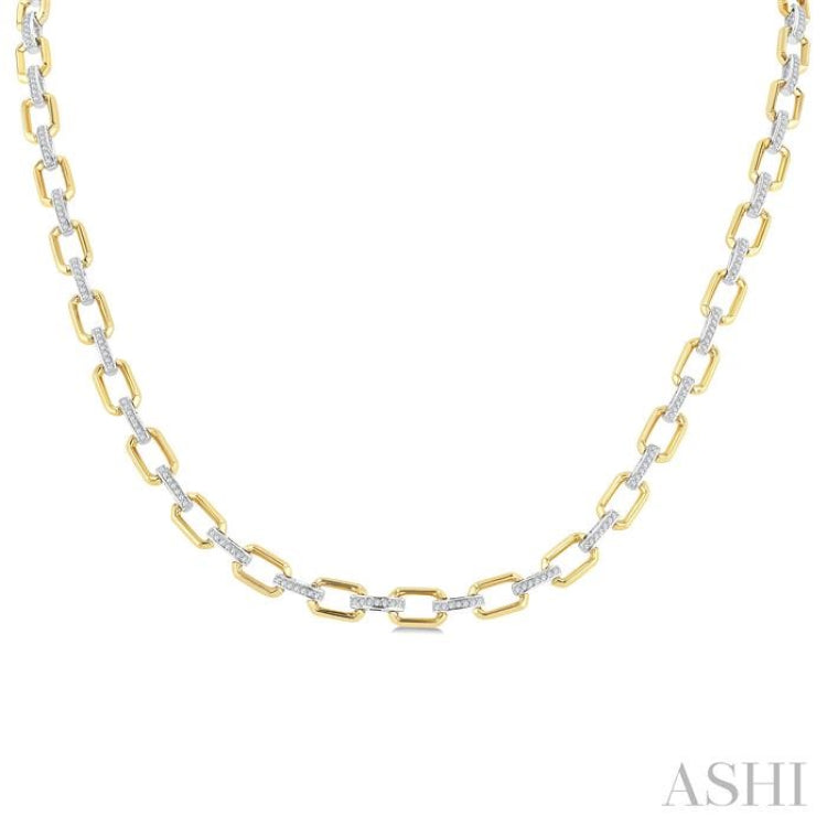 1/2 Ctw Round Cut Diamond Bold Octagonal Shape Link Necklace in 10K Yellow and White Gold