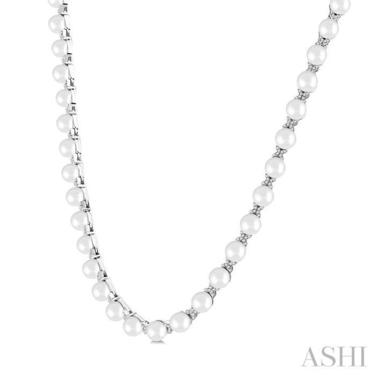 5 MM Cultured Pearl and 1 1/4 Ctw Round Cut Diamond Floral Fashion Necklace in 14K White Gold