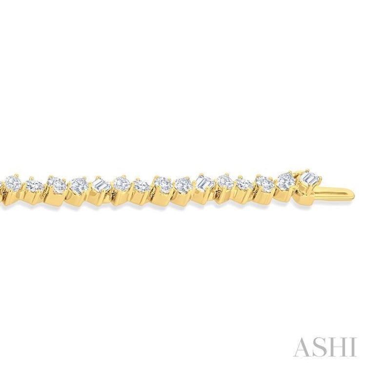 5 3/4 Ctw Mixed Shape Cut Diamond Fashion Bracelet in 14K Yellow Gold