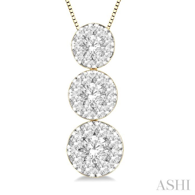 1/3 Ctw Lovebright 3 stone Essential Round Cut Diamond Pendant with Chain in 14K Yellow and White Gold