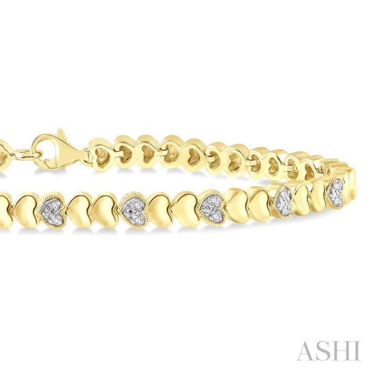 1/6 Ctw Puffed Heart Round Cut Diamond Bracelet in Yellow Gold Vermeil