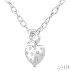 1/10 Ctw Round Cut Diamond Mosaic Heart Charm Toggle Necklace in Sterling Silver