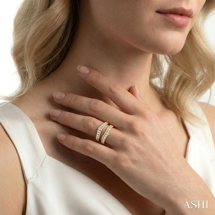 3/4 Ctw Round Cut Diamond Insert Ring in 14K Yellow Gold