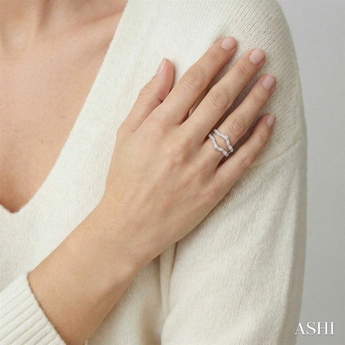 1/3 Ctw Crown Center Round Cut Diamond Insert Ring in 14K White Gold