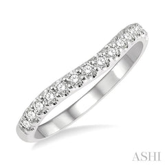 1/3 Ctw Arched Center Round Cut Diamond Wedding Band in 14K White Gold
