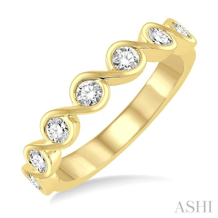 1/2 Ctw Round Cut Diamond Stack Band in 14K Yellow Gold