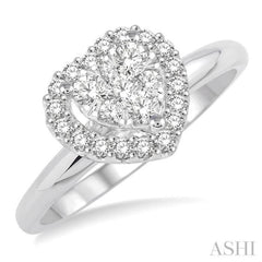 1/2 Ctw Round Cut Diamond Heart Shape Lovebright Ring in 14K White Gold