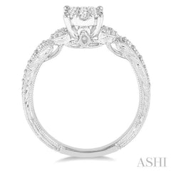 1/2 Ctw Round Cut Diamond Lovebright Engagement Ring in 14K White Gold