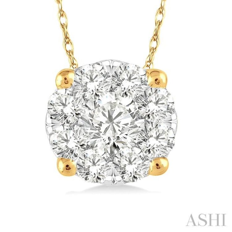 1/8 Ctw Lovebright Round Cut Diamond Pendant in 14K Yellow Gold with Chain