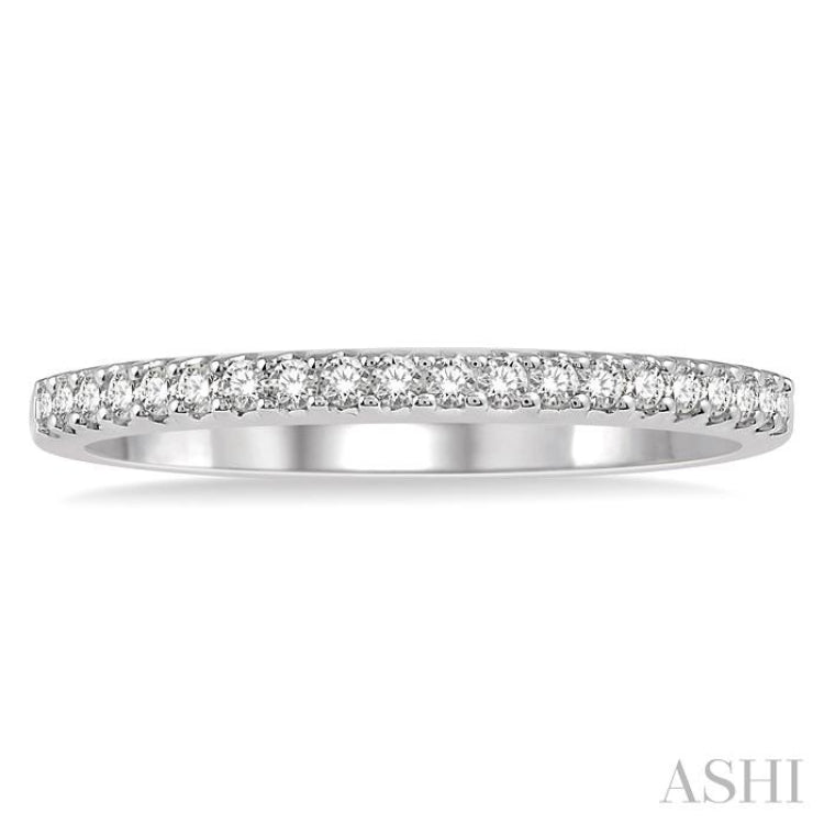 1/5 ctw Round Cut Diamond Wedding Band in 14K White Gold