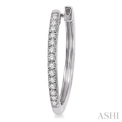 1/4 Ctw Round Cut Diamond Hoop Earrings in 10K White Gold