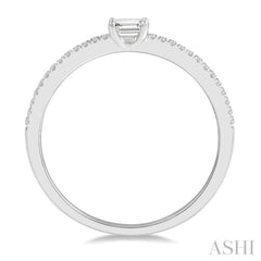 1/6 Ctw Petite Baguette Center Round Cut Diamond Stackable Ring in 14K White Gold