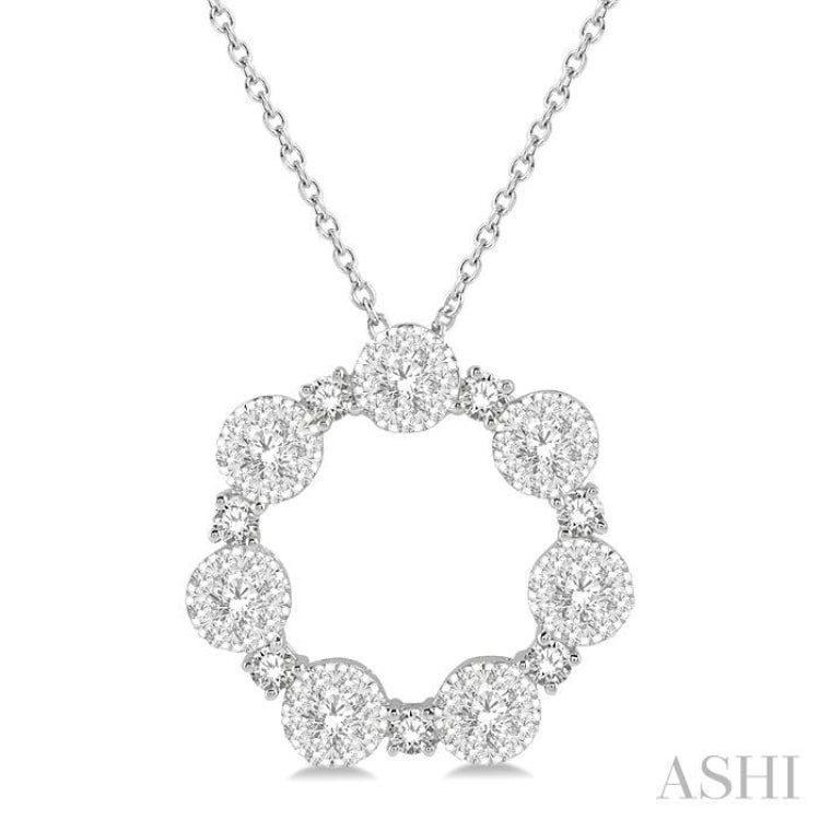 1 ctw Lovebright Round Cut Diamond Circle Pendant With Chain in 14K White Gold