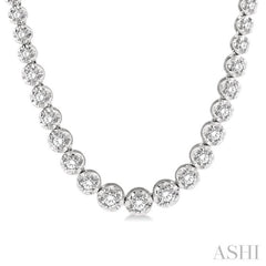 2 Ctw Round Cut Diamond Illusion Necklace in 14K White Gold