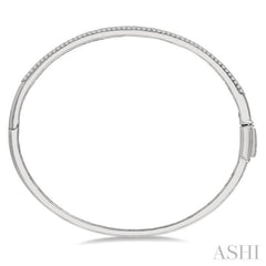 1 Ctw Round Cut Diamond Fashion Bangle in 14K White Gold