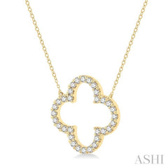 1 Ctw Clover Round Cut Diamond Necklace in 14K Yellow Gold