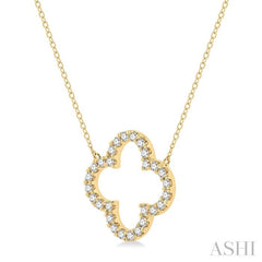 3/4 Ctw Clover Round Cut Diamond Necklace in 14K Yellow Gold