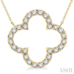 3/4 Ctw Clover Round Cut Diamond Necklace in 14K Yellow Gold