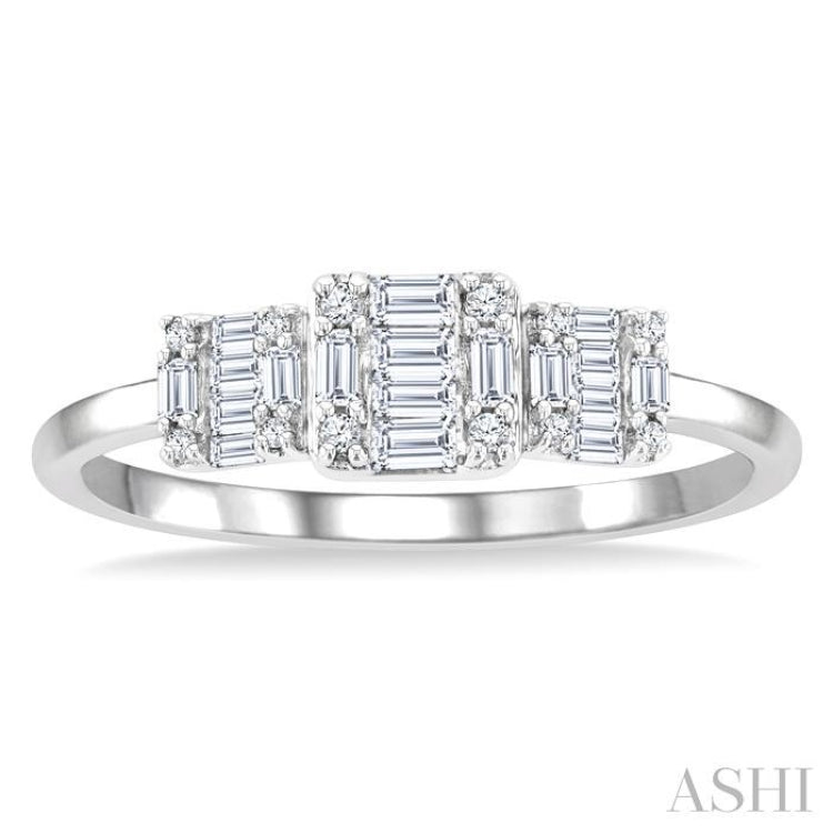 1/4 Ctw Past, Present & Future Baguette and Round Cut Diamond Fusion Fashion Ring in 14K White Gold