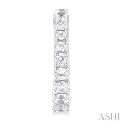 1/2 ctw Graduated Round Cut Diamond Fashion Huggies in 14K White Gold