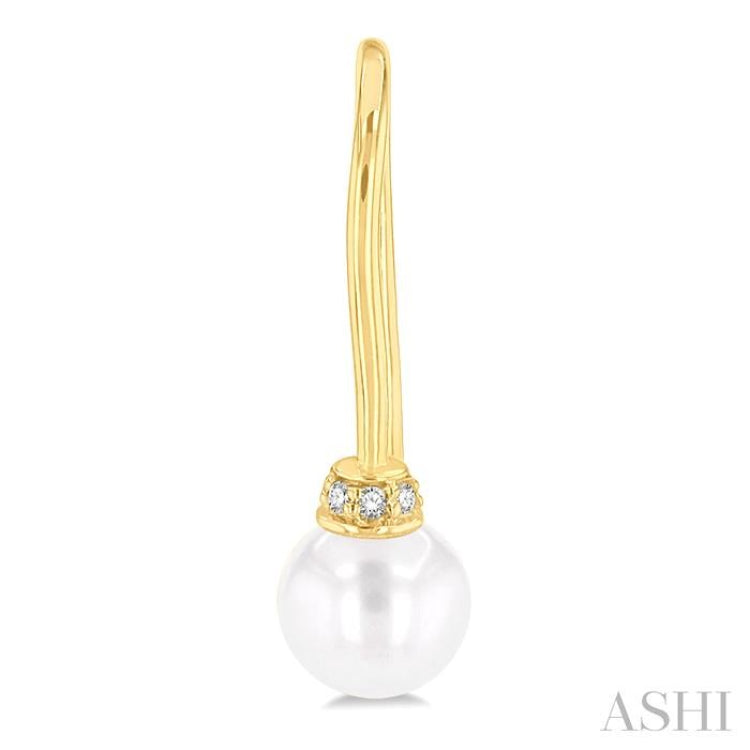 5.5 MM Round Shape Cultured Pearls and 1/20 Ctw Round Cut Diamond Petite Fashion Earring in 10K Yellow Gold