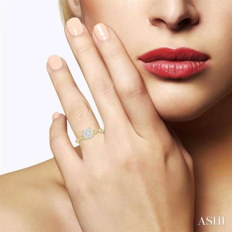 1/2 Ctw Round Shape Lovebright Marquise Carved Round Cut Diamond Engagement Ring in 14K Yellow and White Gold