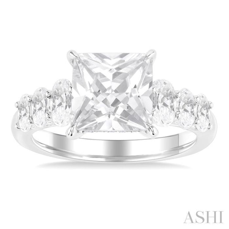 1 1/4 Ctw Princess Shape Oval and Round Cut Diamond Semi Mount Engagement Ring in 14K White Gold