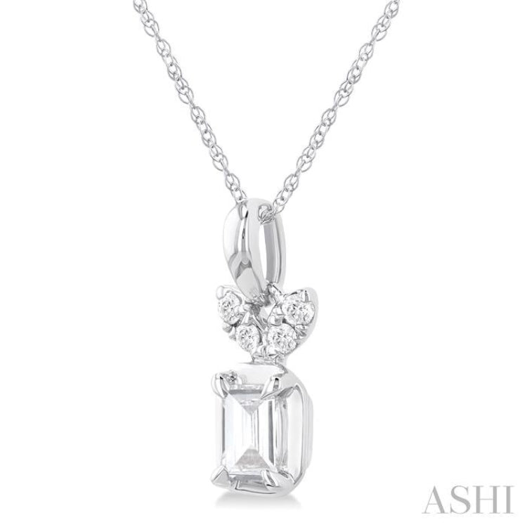 1/5 Ctw Emerald and Round Cut Diamond Fashion Pendant With Chain in 14K White Gold