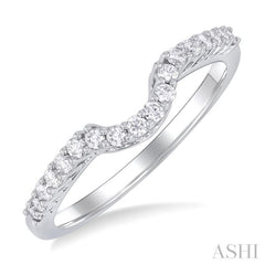 1/4 ctw Curved Round Cut Diamond Wedding Band in 14K White Gold