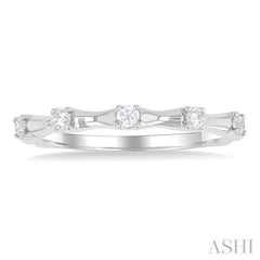 1/5 Ctw Bamboo Shoot Inspired Round Cut Diamond Fashion Ring in 14K White Gold