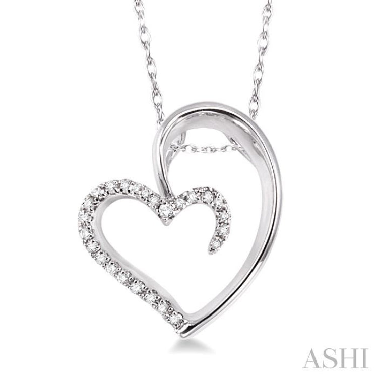 1/10 Ctw Round Cut Diamond Heart Shape Pendant in 10K White Gold with Chain