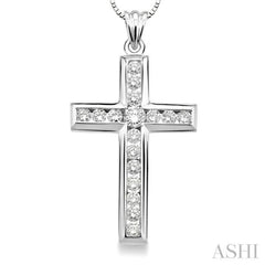 1 Ctw Round Cut Diamond Cross Pendant in 14K White Gold with Chain