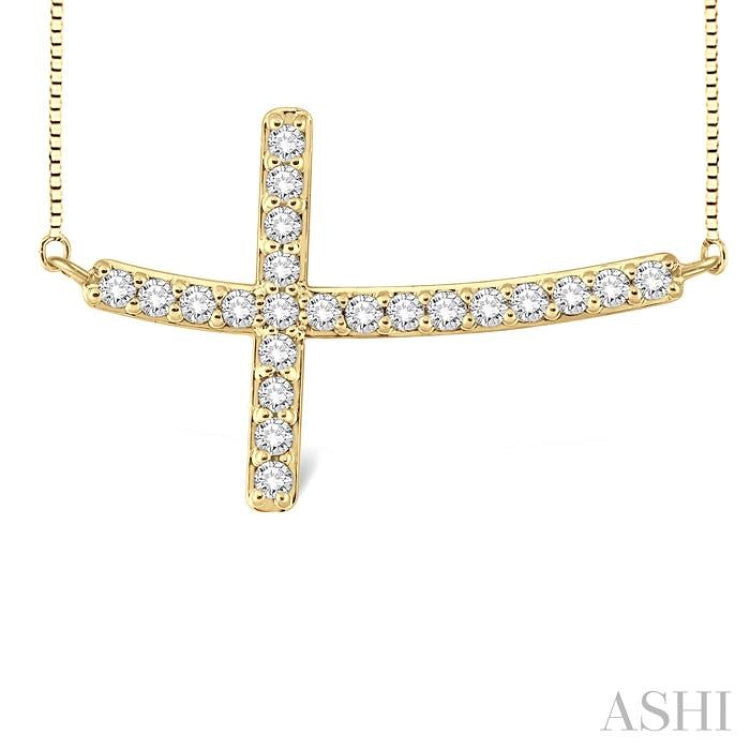 1/2 Ctw Round Cut Sideway Cross Pendant in 14K Yellow Gold with Chain