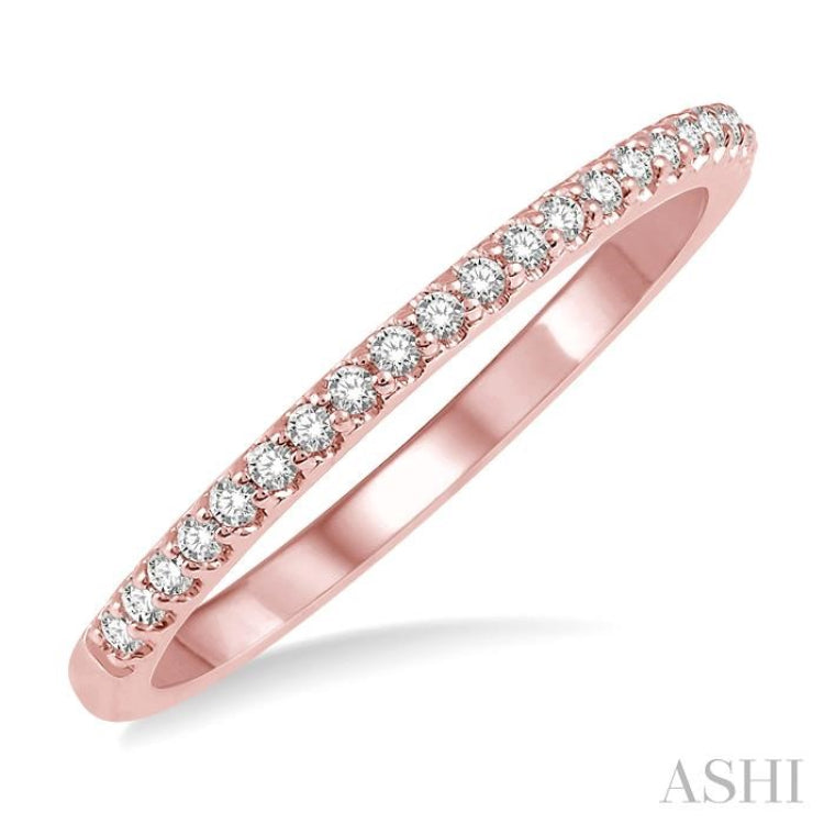 1/10 Ctw Round Cut Diamond Wedding Band in 14K Rose Gold