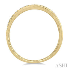 1/10 Ctw Wide Split Round Cut Diamond Twist Ring in 10K Yellow Gold