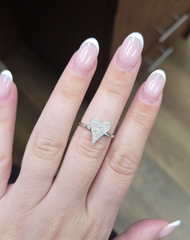 14k White Gold Pave Diamond Heart Ring